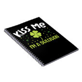 Kiss Me Ik ben een Sullivan - Achternaam Sullivan Notitieboek (Rechterzijde)