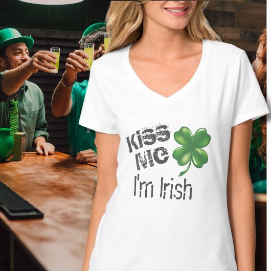 Kiss Me Ik ben Iers, Green Shamrock T-shirt