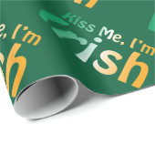 Kiss Me Ik ben Iers met Ierse vlagkleuren Cadeaupapier (Rol Hoek)