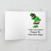 Kiss Me Ik ben Irish Funny Leprechaun Kaart (Binnen)