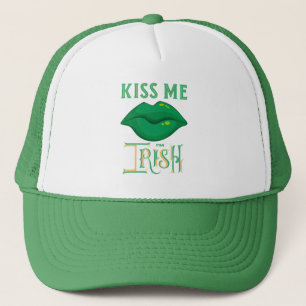 Kiss me Ik ben Irish St. Patrick's Day Green Shamr Trucker Pet