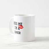 Kiss me Im A Gamer Mok (Voorkant links)