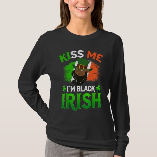 Kiss Me I'm Black Irish St Patricks Day American A T-shirt (Voorkant)