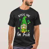 Kiss Me I'm Irish. Gnome Shamrock Clover Saint Pat T-shirt (Voorkant)
