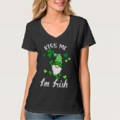 Kiss Me I'm Irish. Gnome Shamrock Clover Saint Pat T-shirt (Voorkant)