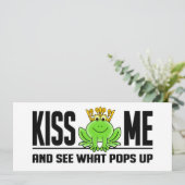 KISS ME Kikkeruitnodiging, aanpasbaar Kaart (Staand voorkant)