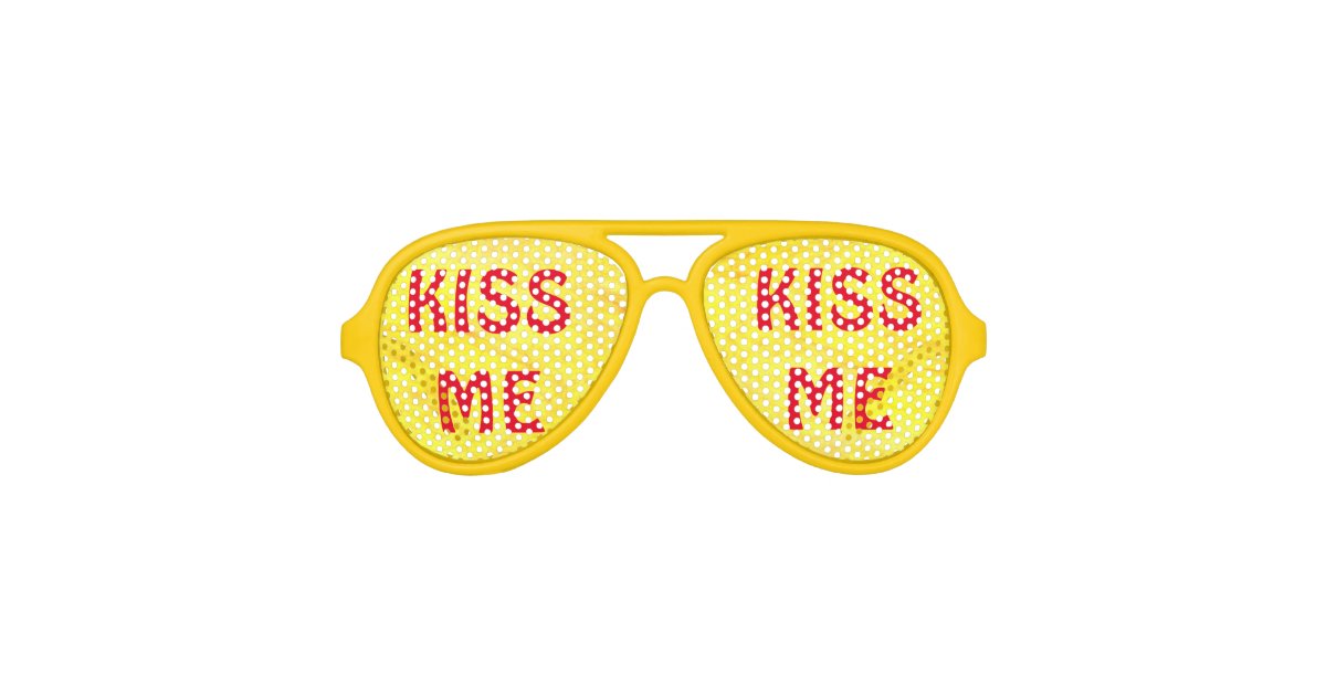 Geleerde heuvel diep Kiss Me Party zonnebril | Zazzle.nl