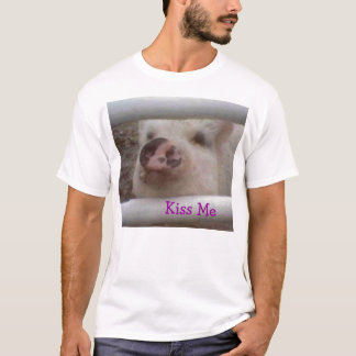 Kiss Me Pig T-shirt