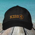 KISS ME retro Pet/Fun Party trucker pet<br><div class="desc">Ingeborduurde Petten: Klassiek retro party pet met tekst "KISS ME" - leuke mode,  vrijgezellenfeest,  college draag,  geheime kerstman,  kantoor viering / nacht uit</div>