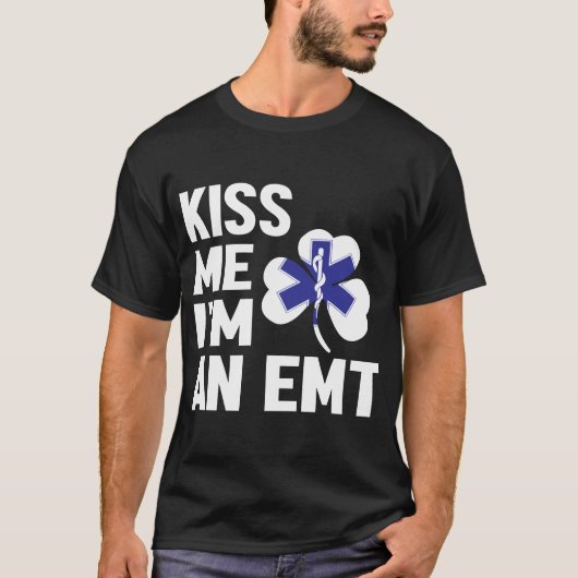 Kiss Me Series (ik ben een EMT) Mannen T-Shirt (Voorkant)