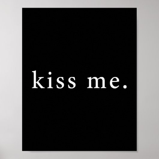 Kiss Me Valentine's Day Minimalist  Poster (Voorkant)