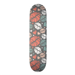 Kiss-printer en -hartpatroon skateboard