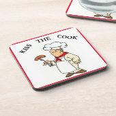 "KISS THE COOK" CHEF BIER ONDERZETTER (Linkerzijde)
