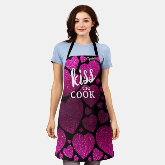 Kiss The Cook Food Chef Kitchen BBQ Baker Glitter Schort (Gedragen)