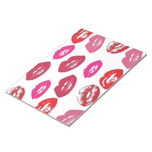 Kissbare lips (zogende lips, rode en roze lipstick notitieblok (Schuin)