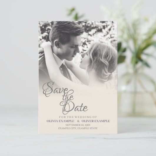 Kissend bruiloft in monochroom (Staand voorkant)