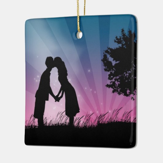 Kissend Couple Keramisch Ornament (Links)