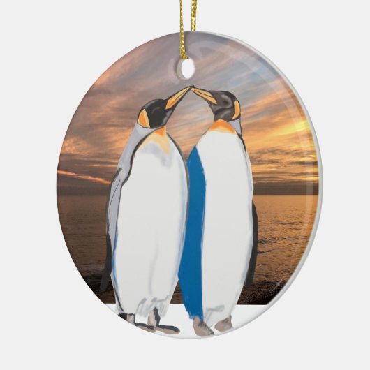 Kissende koning Penguin Pair in Artic Keramisch Ornament (Links)