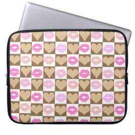 Kisses, chocolade en veel liefde. laptop sleeve