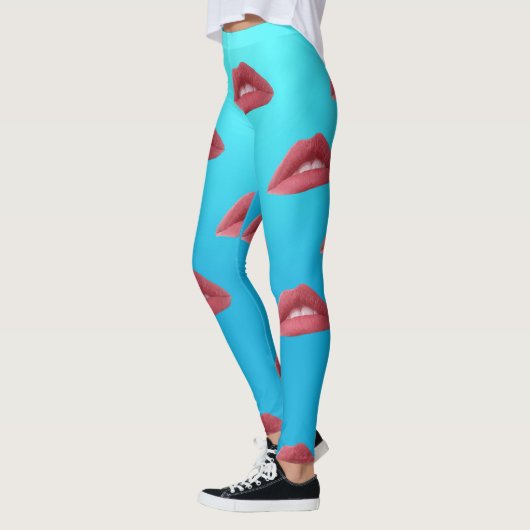 Kisses Leggings (Links)