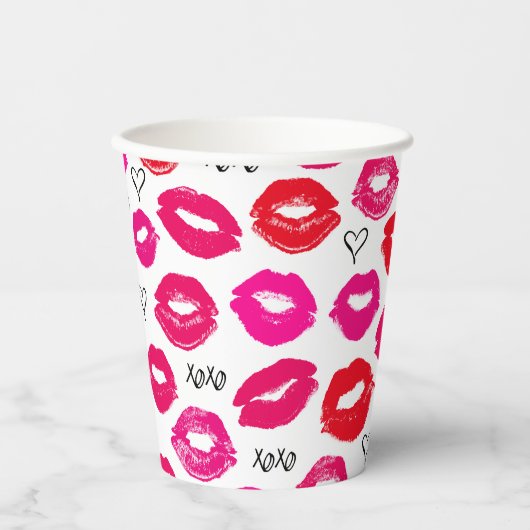Kisses XOXO Red en Roze Papieren Bekers (Voorkant)