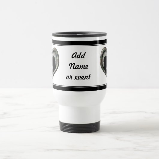 Kissing Couple Silhouette op Camouflage Heart Reisbeker (Center)