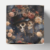 Kissing Skulls Romantisch Skelet Gotische bruiloft Bedankdoosjes (Bovenkant)