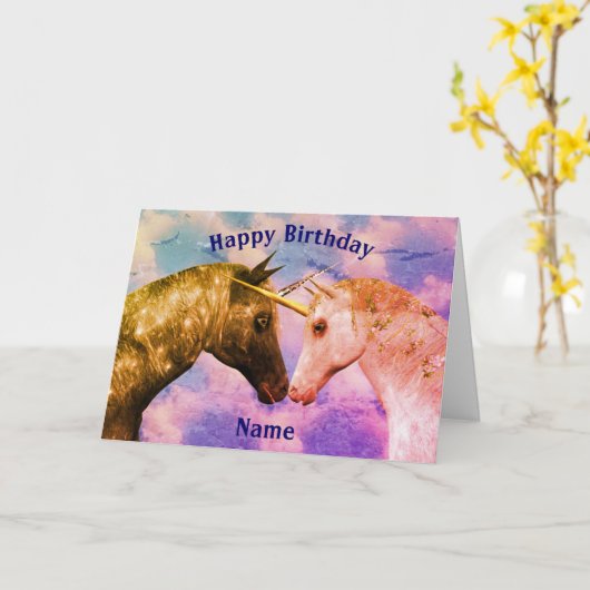 Kissing Unicorns Fantasy Personalized Birthday Kaart (Gele Bloem)
