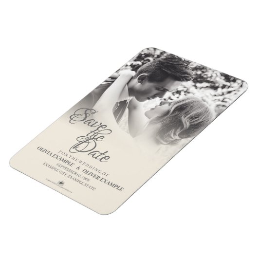 Kissing wedding couple in monochrome magneet (Linkerzijde)