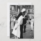 Kissingpaar.Hug Kiss-uitnodiging Kaart (Voorkant)