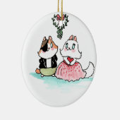 Kit en Angora onder de mistletoe Keramisch Ornament (Rechts)