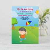 Kite Flying Kids Verjaardagsfeest Uitnodiging (Staand voorkant)