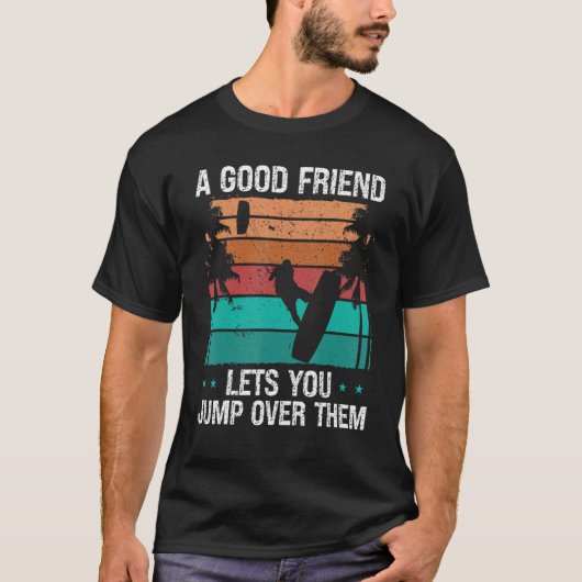 Kiteboarder jump over friend Kitesurfer Kite Kiteb T-shirt (Voorkant)