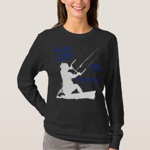 Kitesurfer leidt tot een leven in golven op de ran t-shirt
