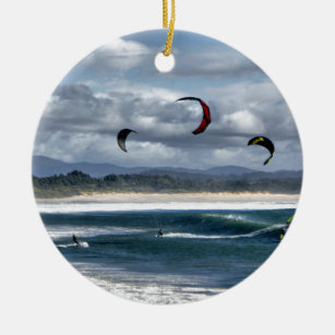 Kitesurfing op het strand keramisch ornament