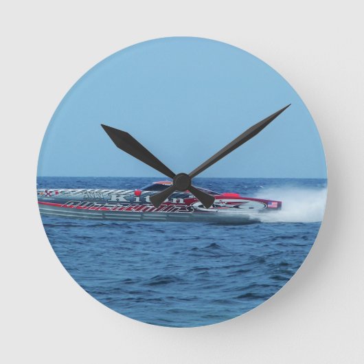Kiton offshore powerboot. ronde klok (Voorkant)