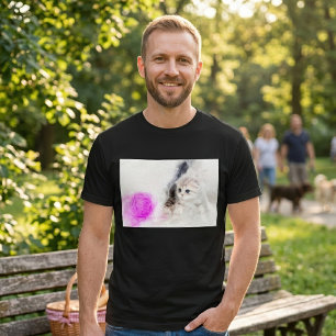 Kitten die speelt met een roze garen bal aquarel t-shirt