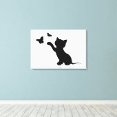 KITTEN DIE SPEELT MET VLINDERS CANVAS AFDRUK (Insitu (Houten vloer))