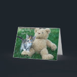 Kitten en Teddy Bear Friends Kaart<br><div class="desc">Tabby kitten met teddybeer in gras voor de verjaardag van een vriend.</div>