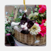 Kitten in een mand keramisch ornament (Voorkant)