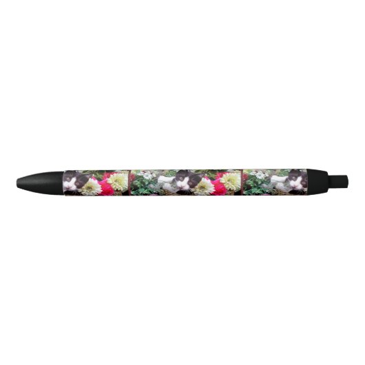 Kitten in een mand zwarte inkt pen (Voorkant)