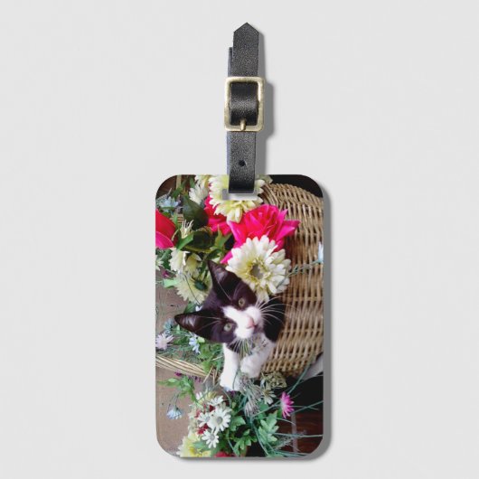 Kitten in een mandje bagagelabel (Voorkant (verticaal))