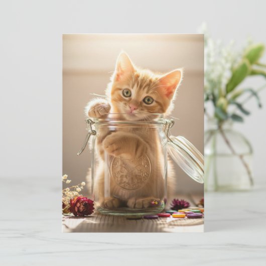 Kitten in een pot feestdagenkaart (Staand voorkant)