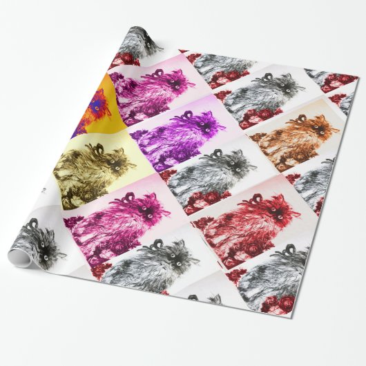 KITTEN MET RODE ROZEN CADEAUPAPIER (Uitgerold)