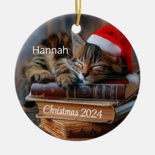 Kitten slapen op boeken gepersonaliseerd Ornament (Voorkant)