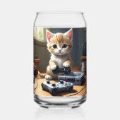 Kitten speelt gameconsole, blikvorm glas (Achterkant)