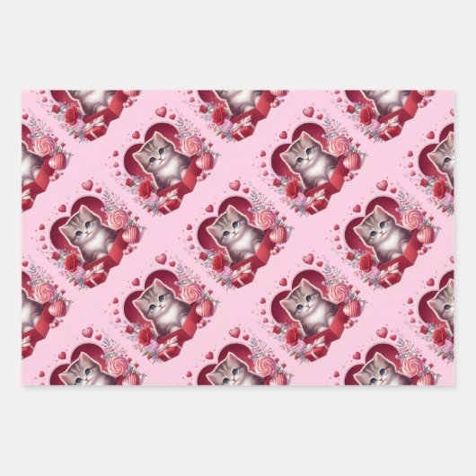 Kitten zitten in een doos met bloemen en geschenke inpakpapier vel (Voorkant)