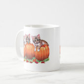 Kittens op pompoenen voor Halloween Koffiemok (Voorkant links)