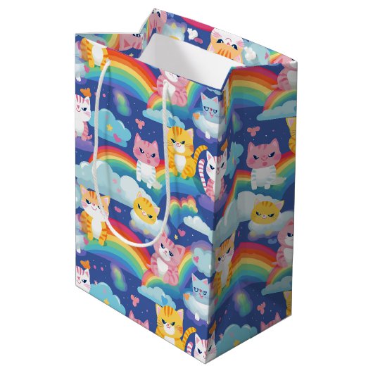 Kittens op Regenbogen Kleine Meisje Verjaardag Medium Cadeauzakje (Achterkant Gekanteld)