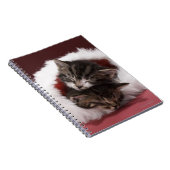 Kittens slapen samen in het kerstpet notitieboek (Rechterzijde)